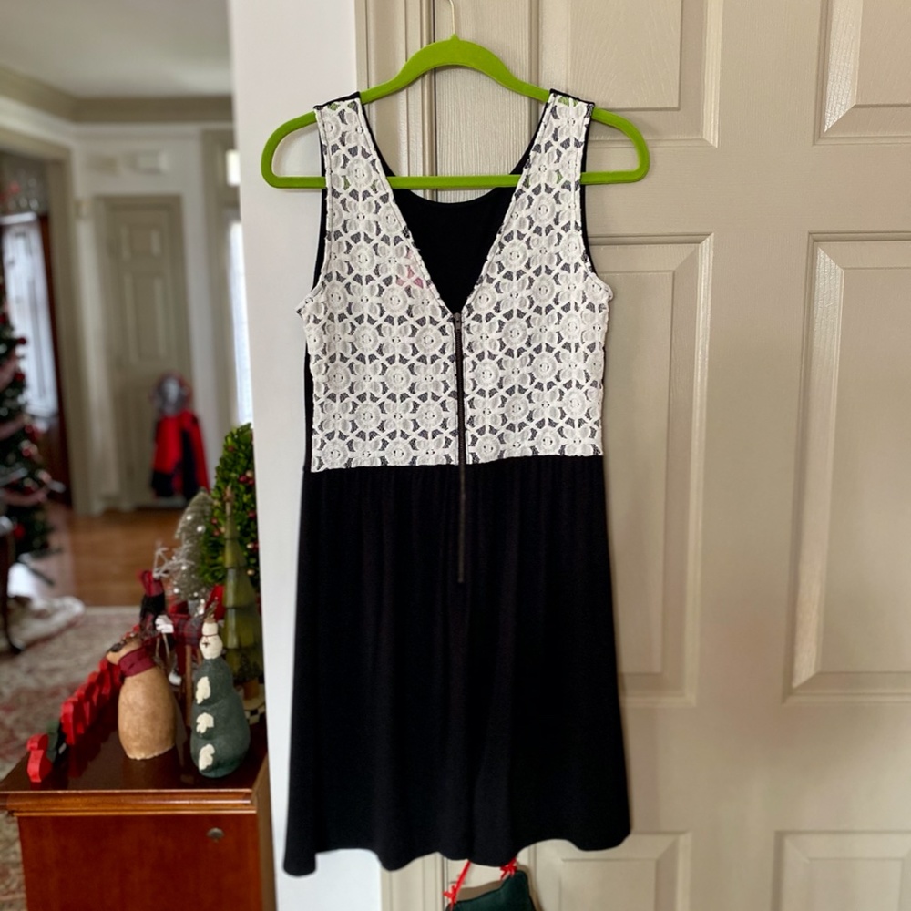 Lilly Pulitzer Sleeveless Jersey Dress with Lace